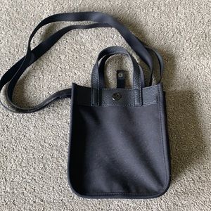 Lululemon small bag